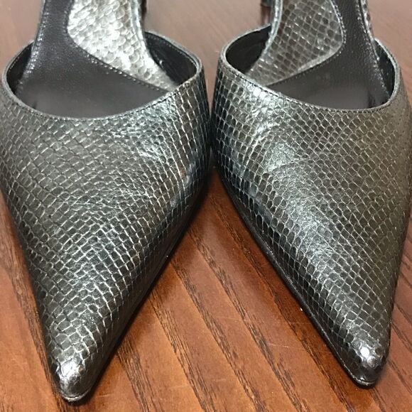 7 KENNETH COLE NEW YORK snakeskin embossed mules - Picture 6 of 9
